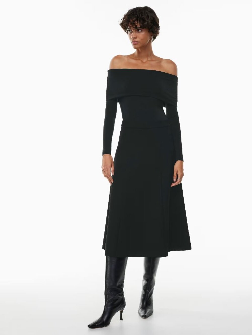 Aritzia Wilfred Meyer Midi Skirt Softly Structured A-Line Midi Skirt Black Sz 00
